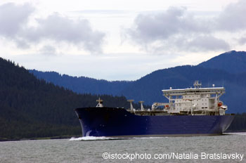 Oil tanker